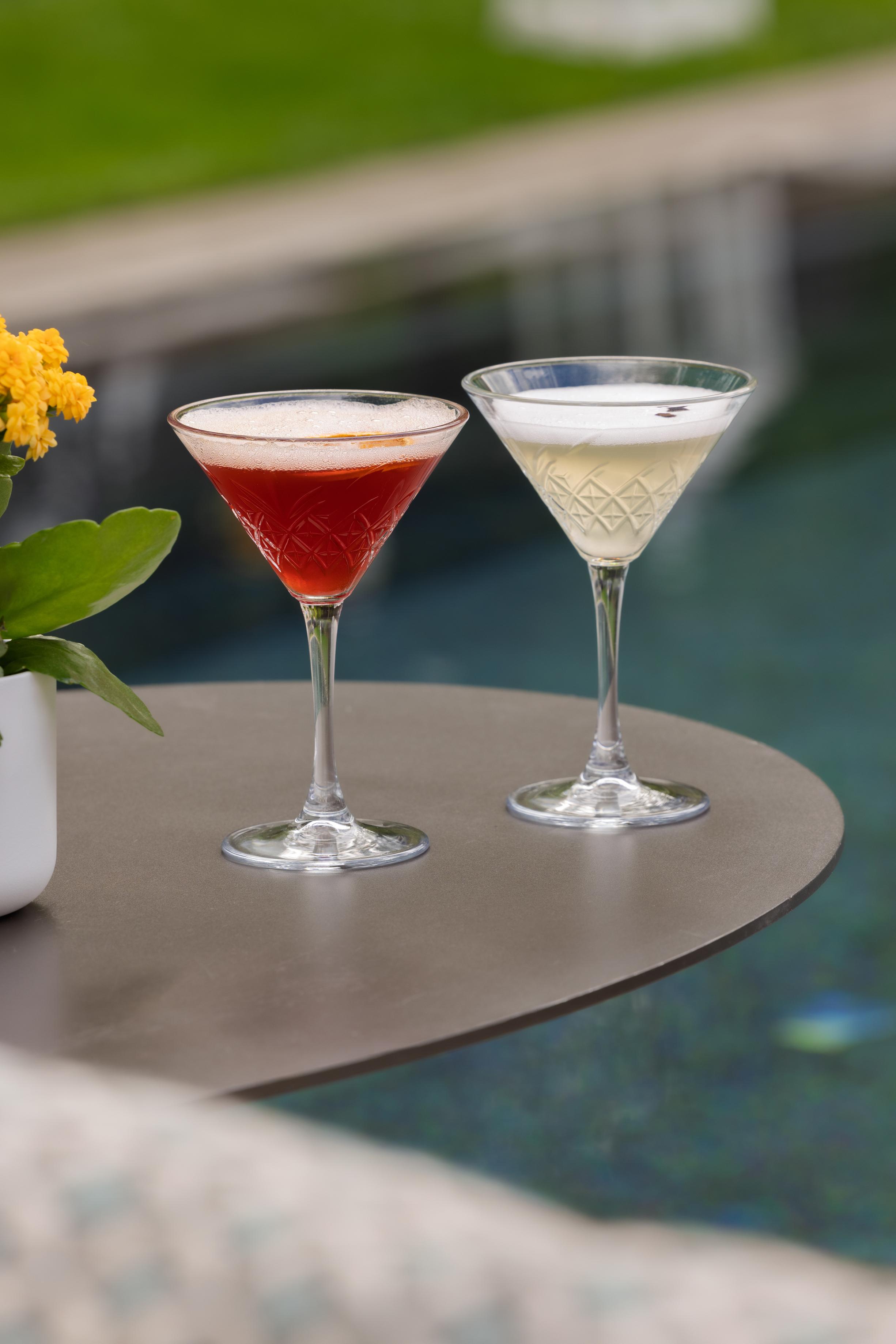Aperitivo bordo piscina Le Meridiane